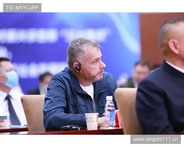 哲科抵德将体检沙尔克正式签约